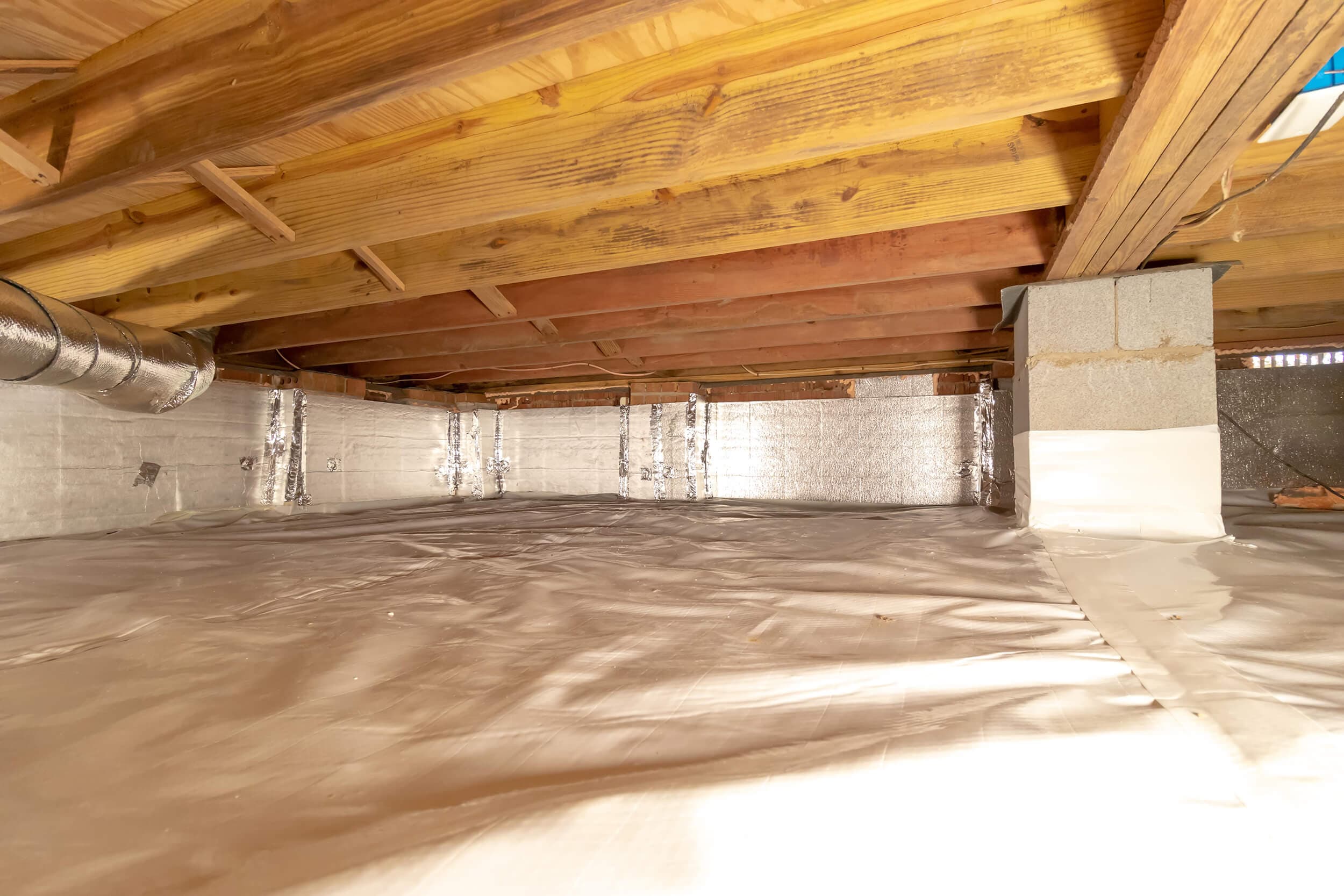 Crawl space encapsulation by Triangle Reconstruction